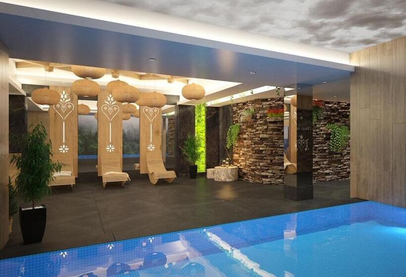 Отель Maria & Spa