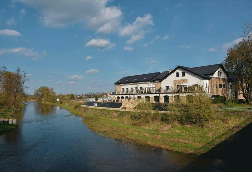 בית מלון כפרי Nad Pilicą