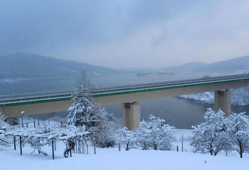 בית מלון כפרי Nad Zalewem