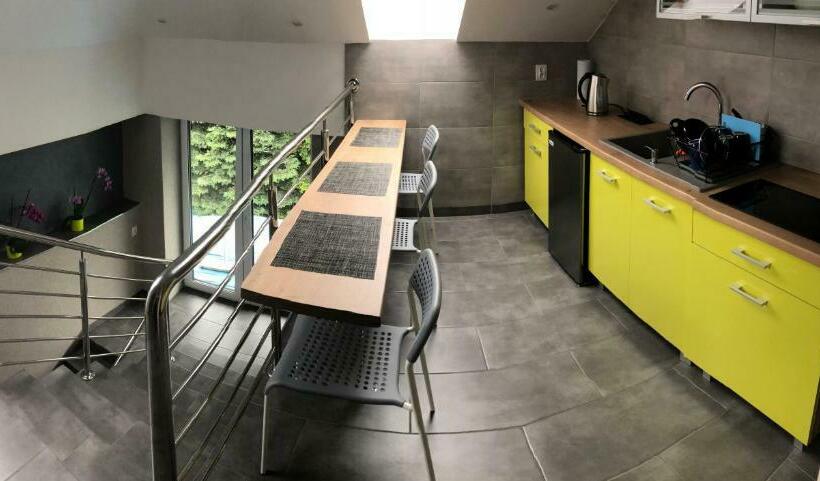 ホテル Noclegi U Alicji