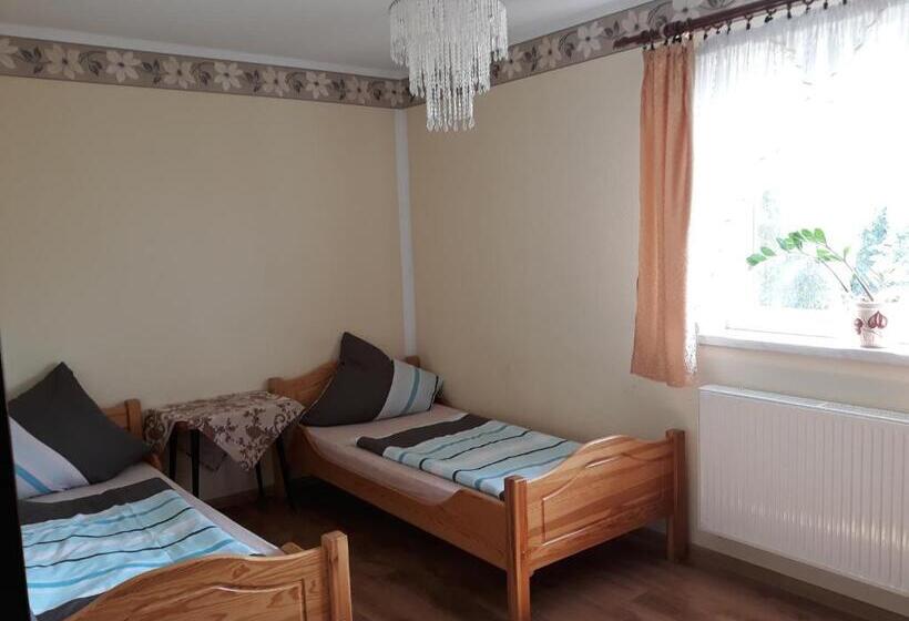 בית מלון כפרי Pod Piramidą