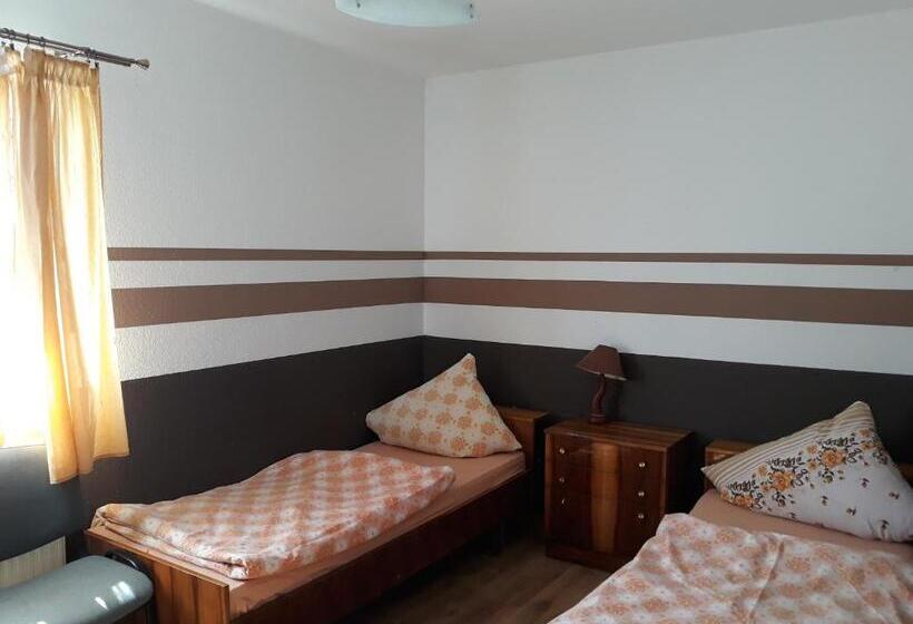 בית מלון כפרי Pod Piramidą