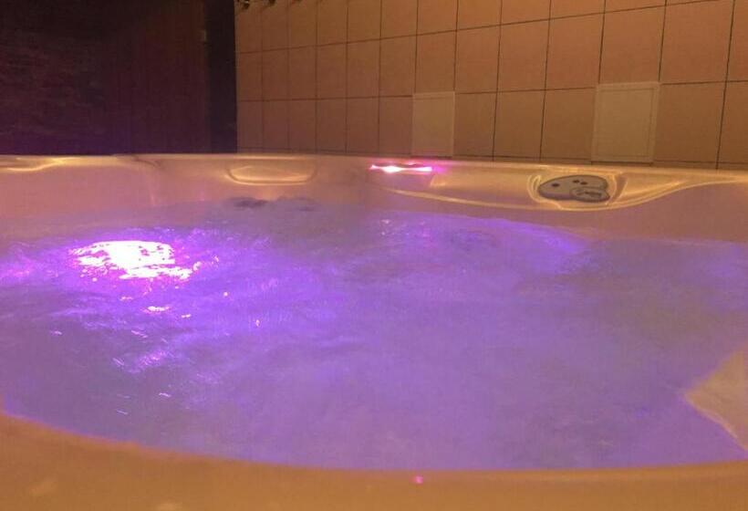 ホテル Restauracja U Guta