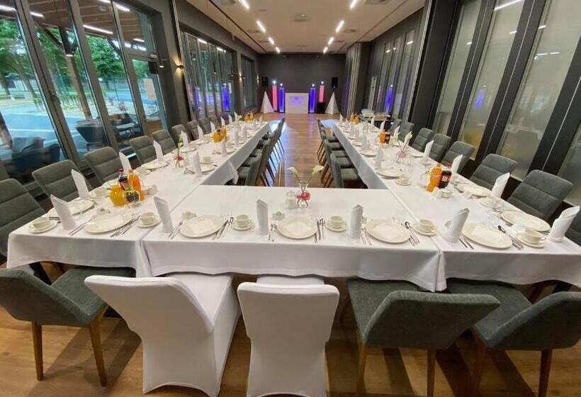 בית מלון כפרי Sportowy