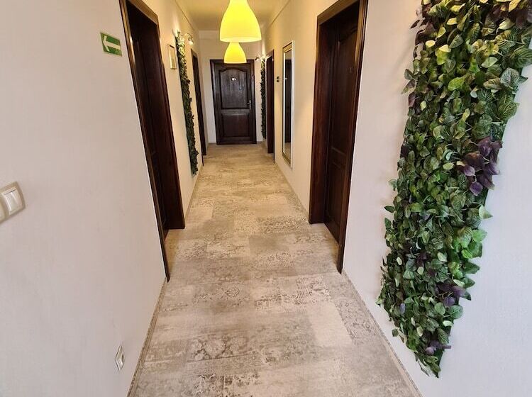 בית מלון כפרי Staropolska