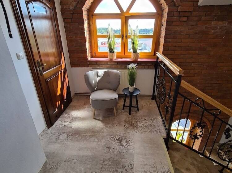 בית מלון כפרי Staropolska