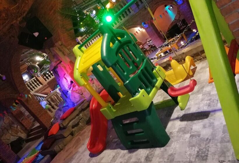 בית מלון כפרי Staropolska