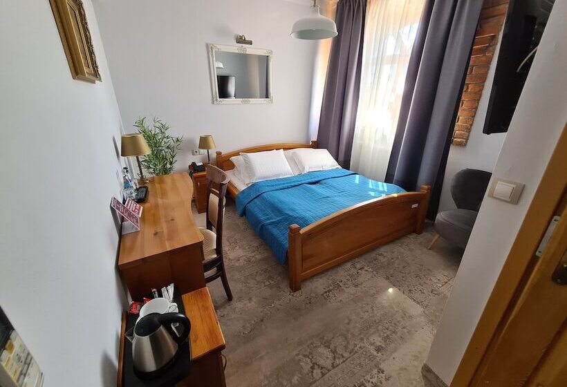 בית מלון כפרי Staropolska