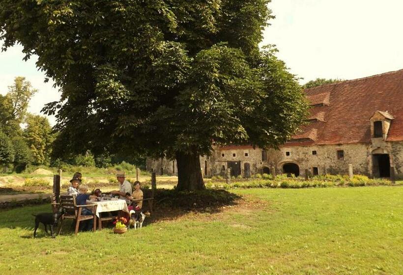 בית מלון כפרי Studniska Horse Centrum