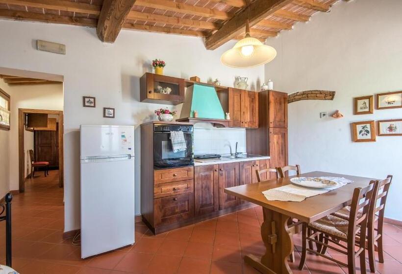 ホテル Poggio Primo   Trilocale Etrusco