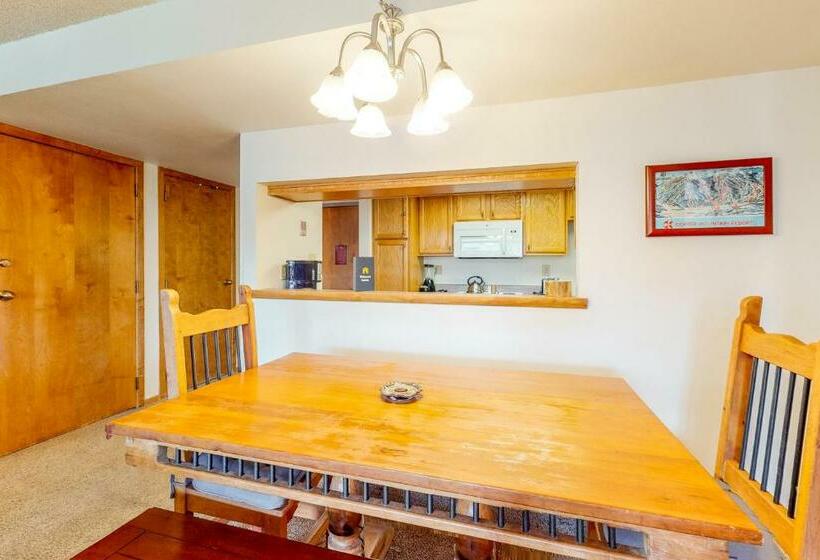 호텔 Village Square 636 + 638