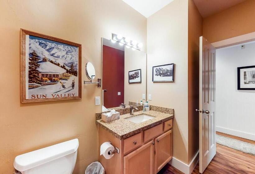 فندق Wood River Condo