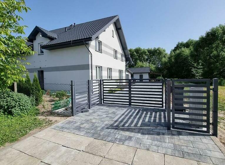 ホテル Zacisze Na Roztoczu
