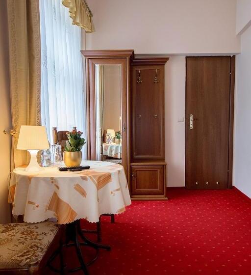 酒店 Zamek Chałupki