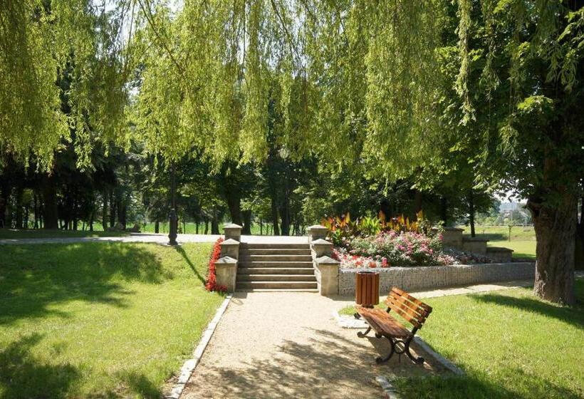 酒店 Zamek Chałupki