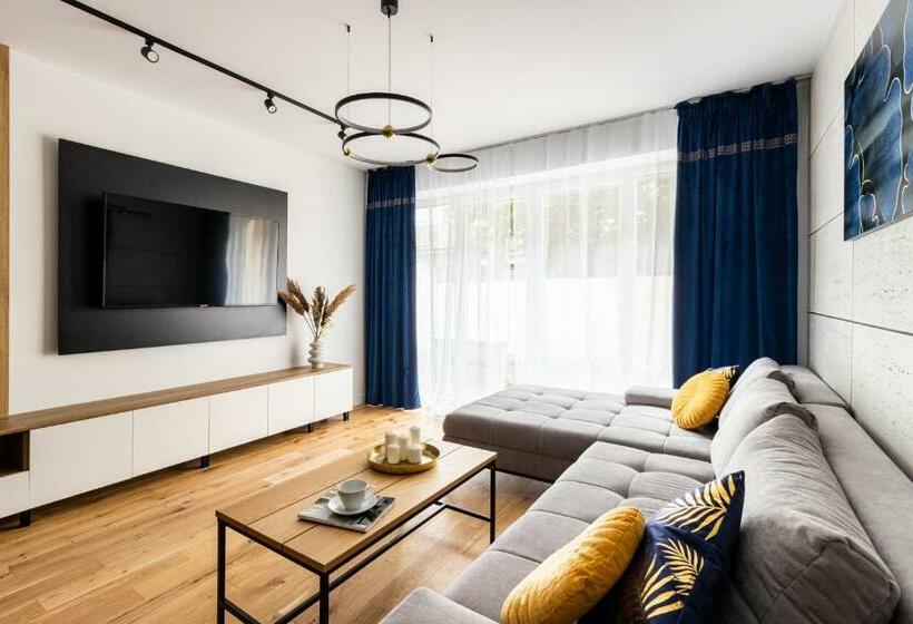 Kobiela Luxury Aparthotel Ktw City Center