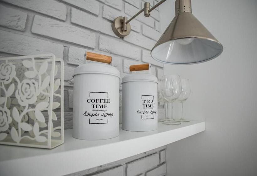 Krasińskiego 15a  10