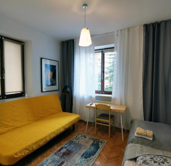 Ohotelik Pensjonat W Poniatowej