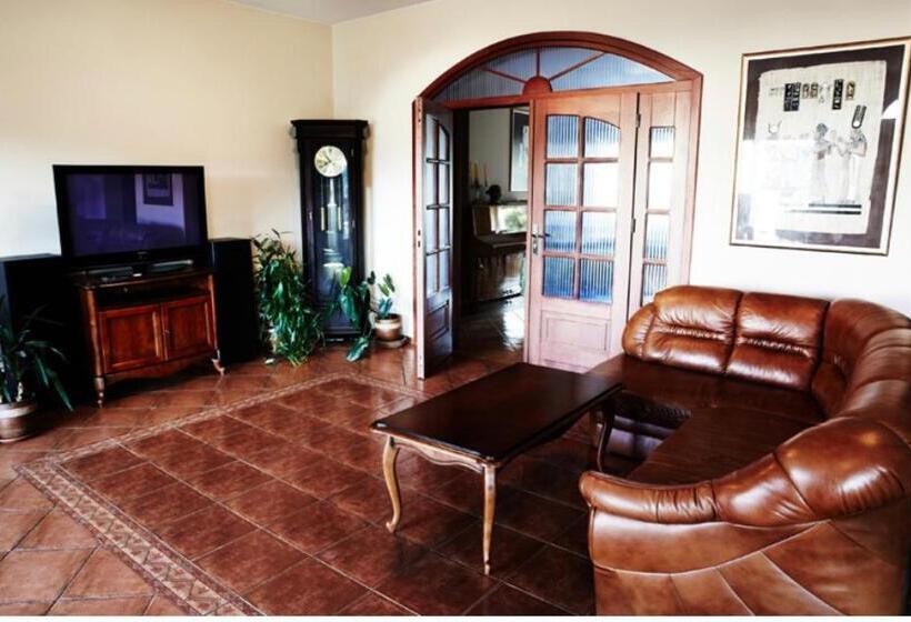 ペンション Dom Na Wzgórzu