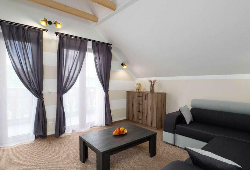 ペンション Domek Na Słonej