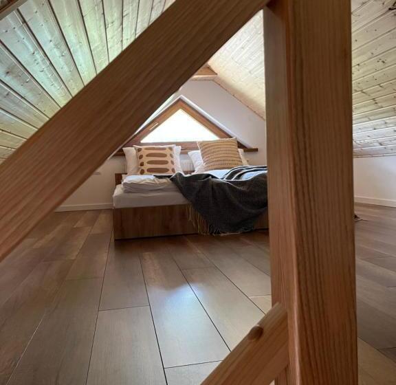 פנסיון Donikąd