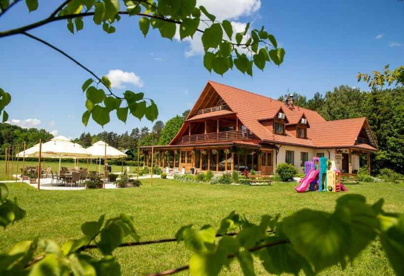 Пансион Dworek Dąbrowa