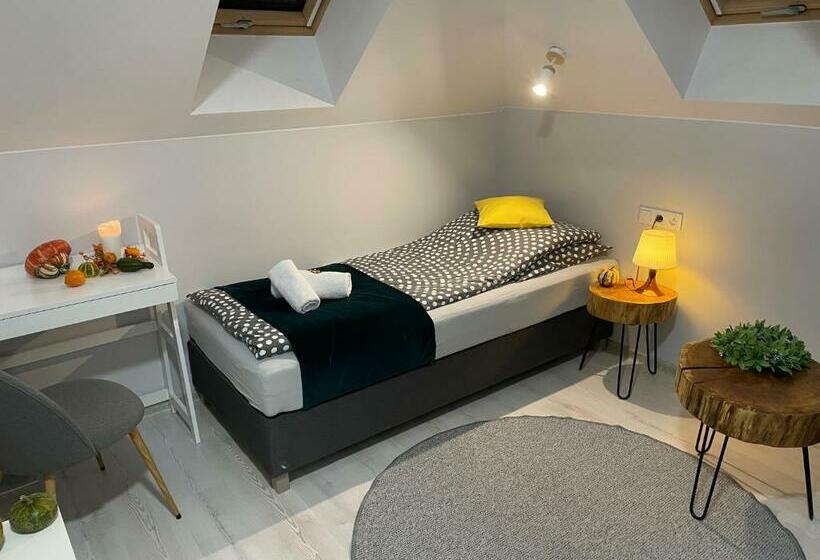 بنسيون Gościniec Przy Spacerowej