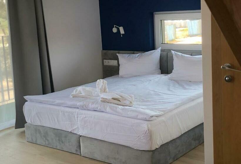 פנסיון Między Wodami