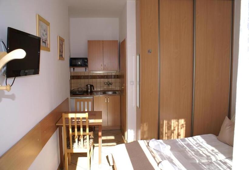 膳宿费 Natural Mielno