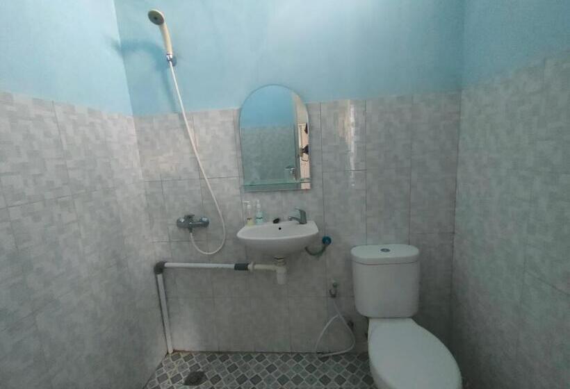 פנסיון Tangkoko Guest House