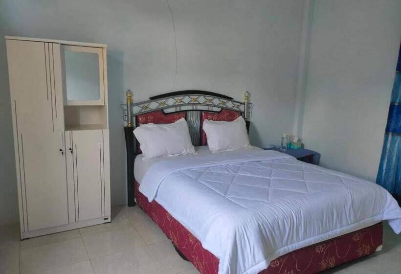 פנסיון Tangkoko Guest House