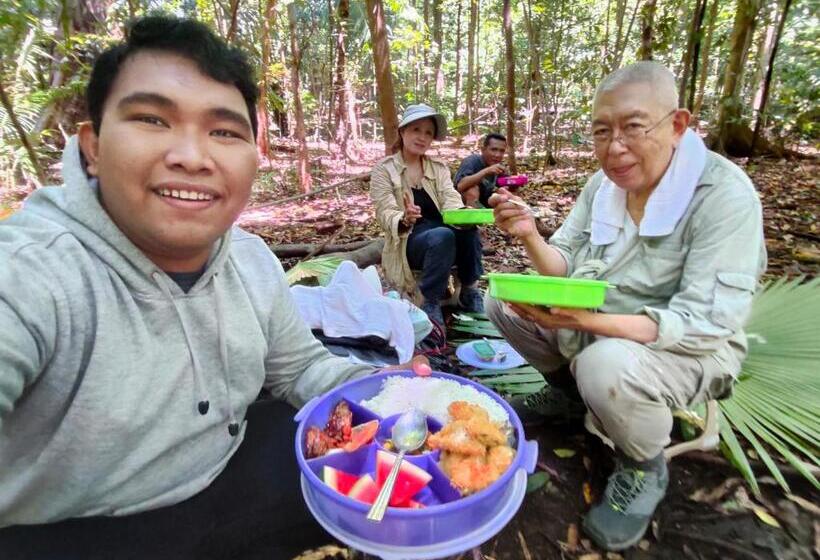 פנסיון Tangkoko Guest House