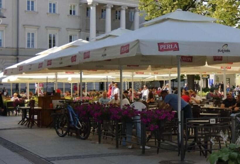 פנסיון Paris Rynek Centrum &parking