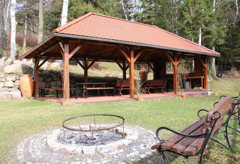 펜션 Pod Bukami Chill&spa