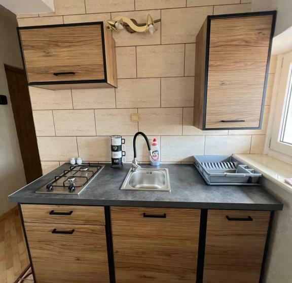 بنسيون Pokoje Gościnne Estera