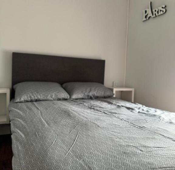 פנסיון Paris Rynek Centrum &parking