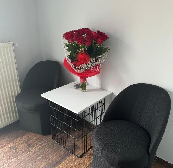 פנסיון Paris Rynek Centrum &parking