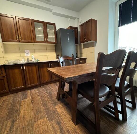 פנסיון Paris Rynek Centrum &parking