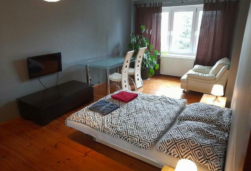 پانسیون Villa Kornelka