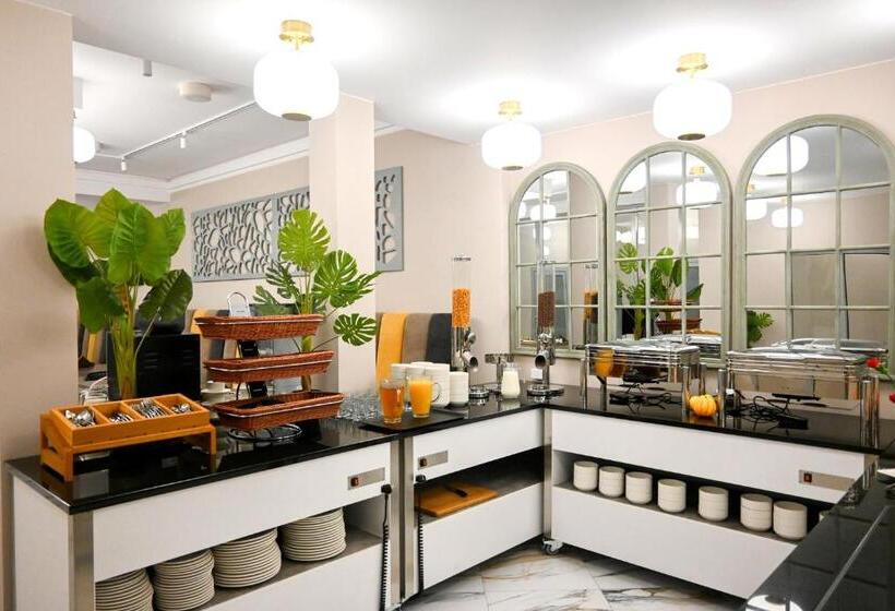 Пансион Villa Vis A Vis