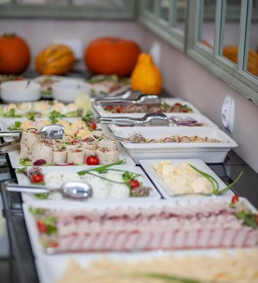 Пансион Villa Vis A Vis