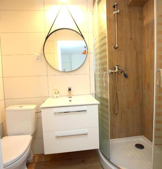 膳宿费 Willa Opal