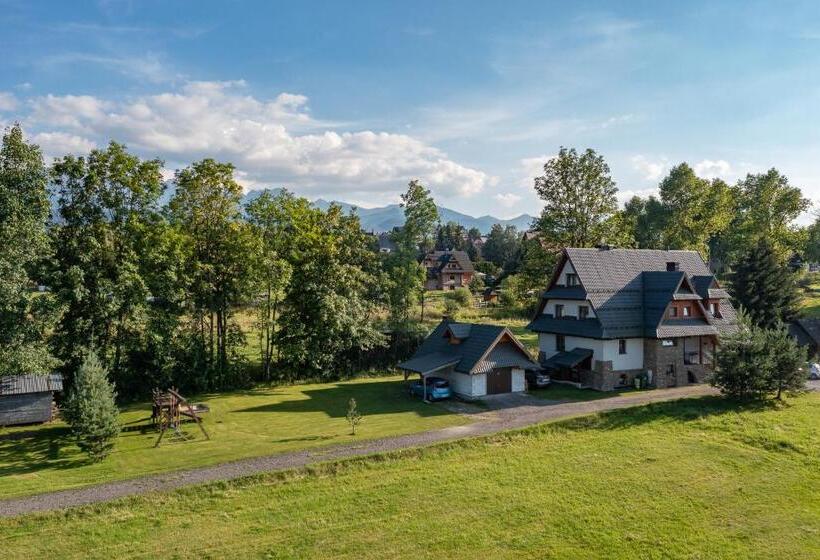 ペンション Willa Ostoja