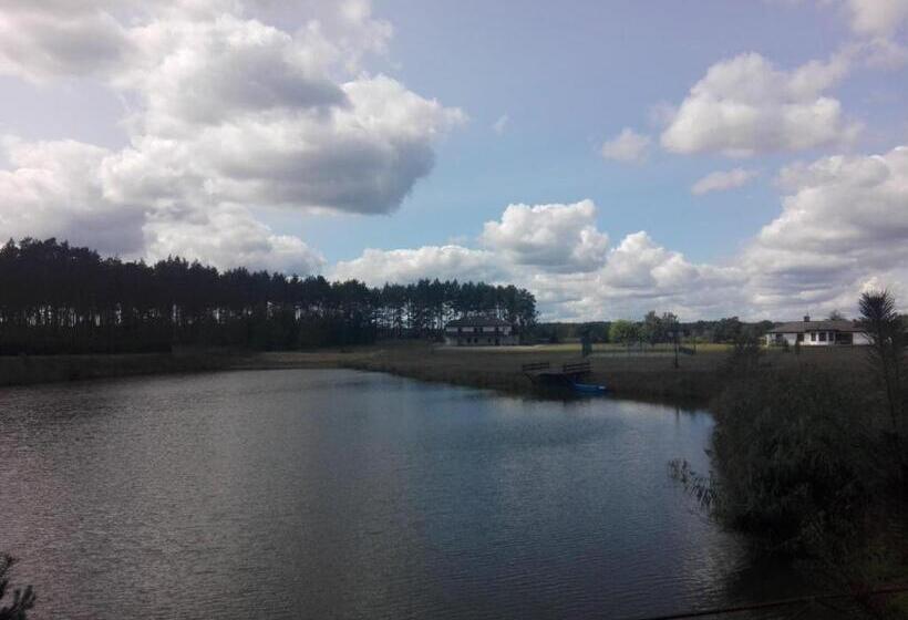 ペンション Wypoczynek Nad Stawem