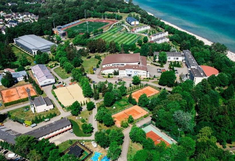 استراحتگاه Centralny Ośrodek Sportu  Cetniewo We Władysławowie