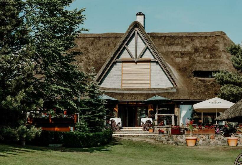 منتجع Dom Wypoczynkowy Pod Strzechą W Giewartowie