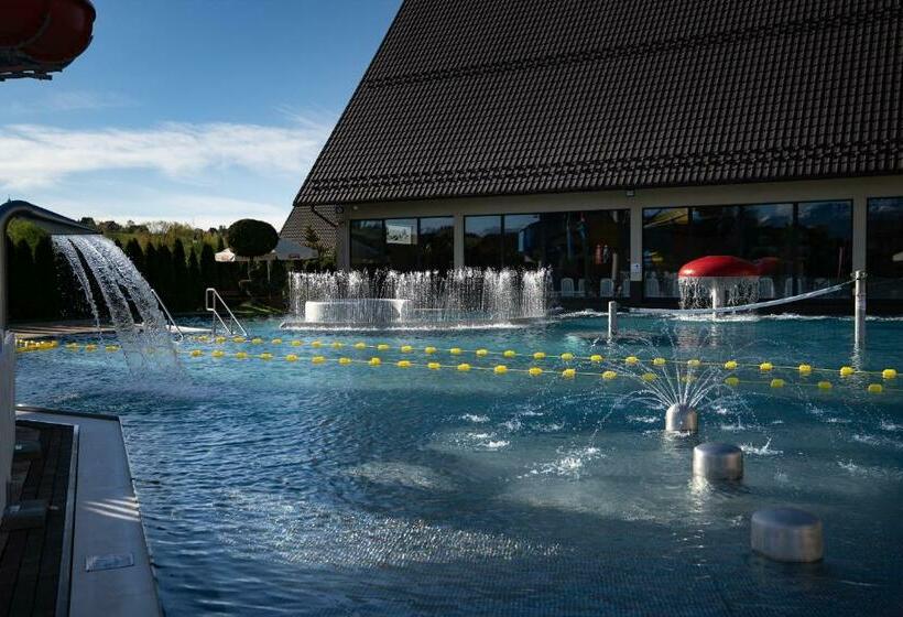 リゾートホテル Termy Szaflary