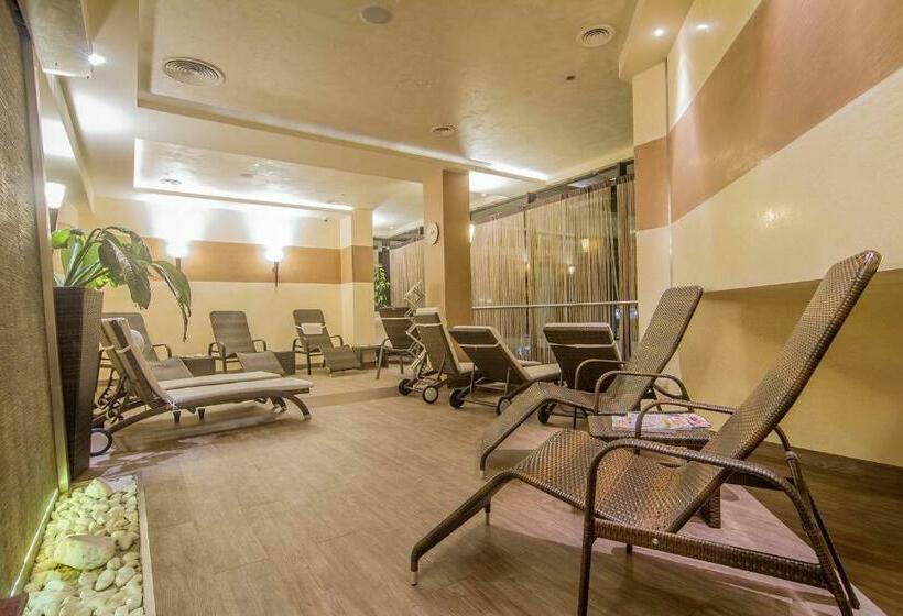 リゾートホテル Termy Szaflary