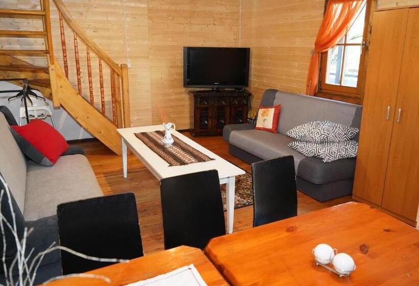 リゾートホテル Wypoczynek Hnatczak