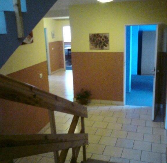 Schronisko Młodzieżowe Małgosia